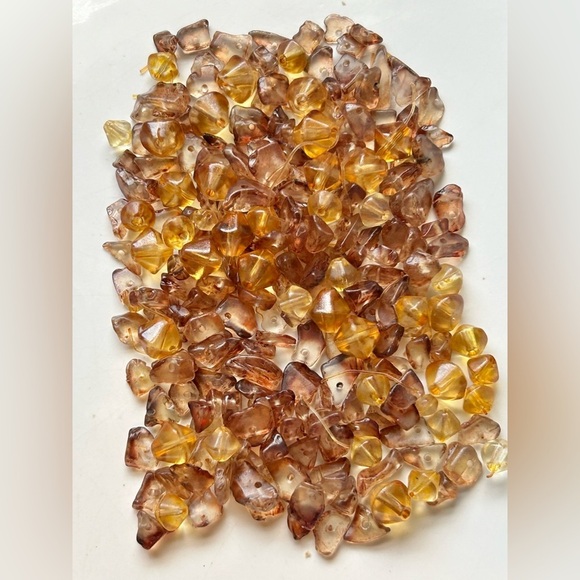Vintage Amber Acrylic Lucite Nugget Beads DIY Jewelry Making Supplies Craft Lot - Picture 2 of 12